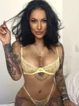 xandra-shaw-cinema-in-antwerpen-69cd86be0789160013e32e79